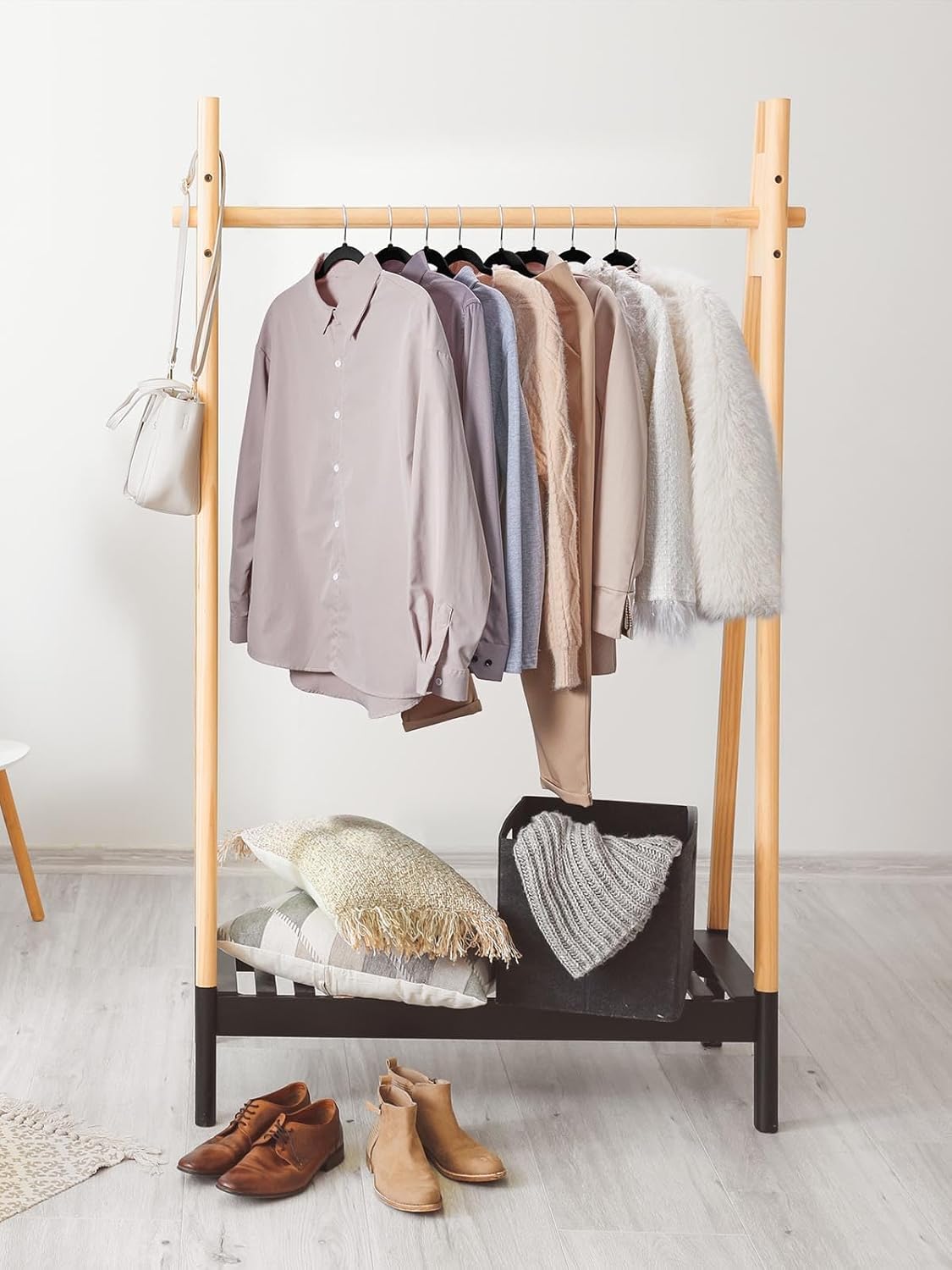 Smartor Velvet Hangers - 40 Pack Non-Slip Heavy Duty Felt Hangers | Premium Slim Black with 360° Rotating Hook