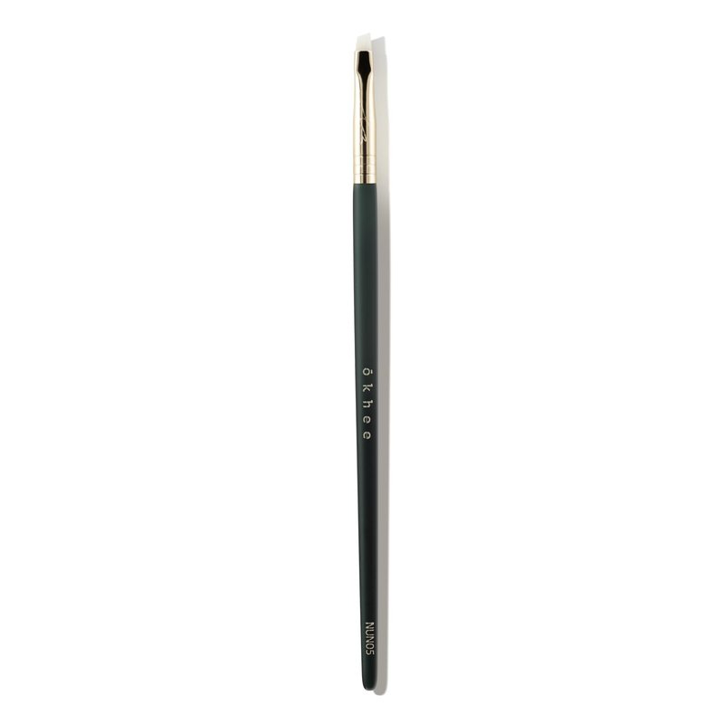 SOO ADOR okhee Edge Eye Brush NUN05 – Professional Korean Eye Makeup Brush, Slim Angled Precision Brush for Defining Eye Edges, Under Eye Shadow, Outer Corner & Soft Eyeliner