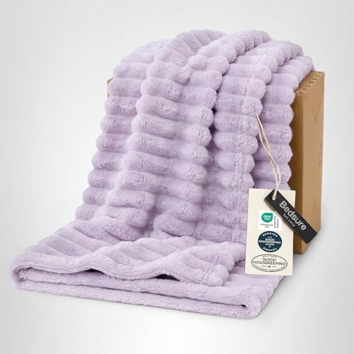 Bedsure GentleSoft Lavender Fog Twin Blanket for Bed - Cozy Soft Blankets for Women, Cute Large Throws for Girls, 66x90 Inches