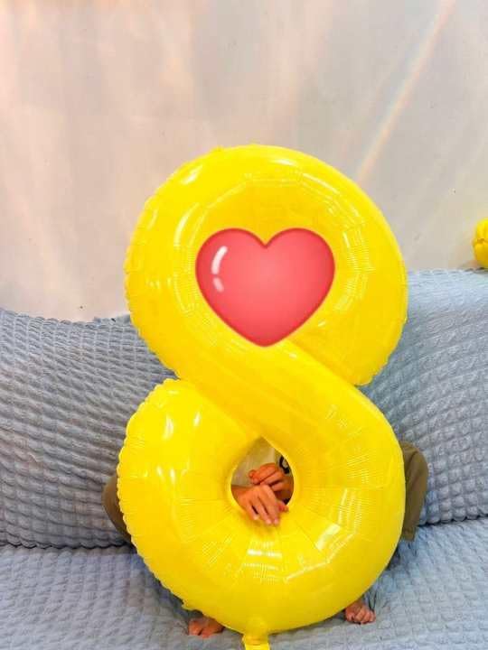 Yellow Number 1 Balloon - 40 Inch Shiny Birthday Decoration for Baby Boy or Girl