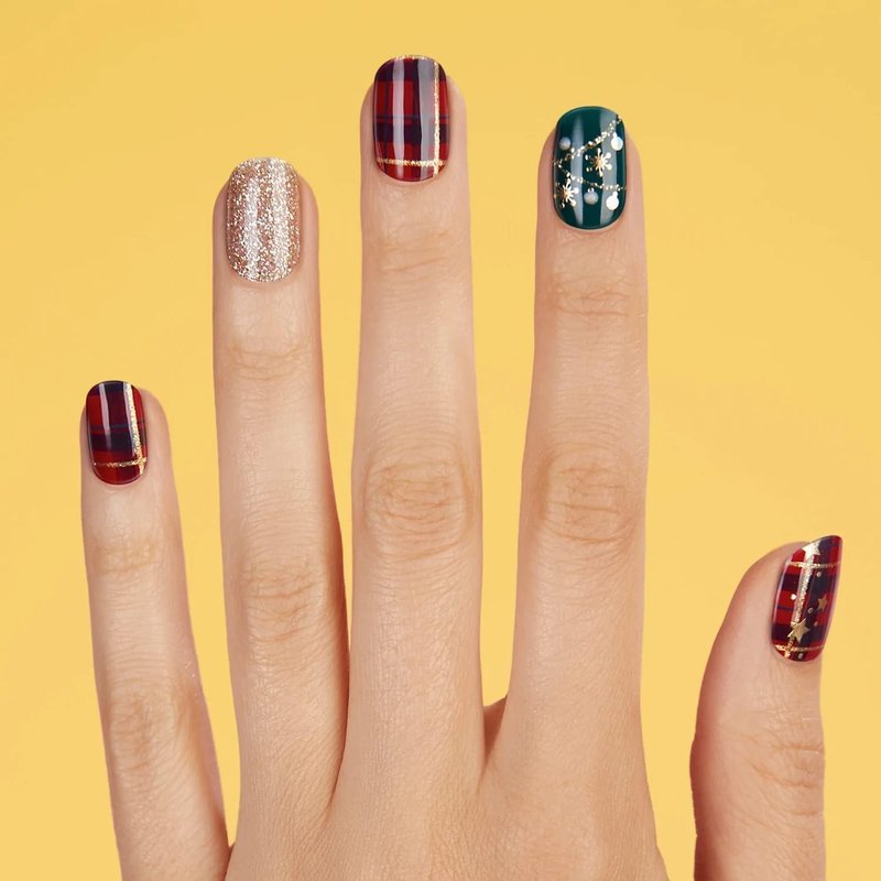 Dashing Diva Glaze Nail Strips - Victorian Plaid Gel Wraps | Long-Lasting, Chip Resistant | 34 Salon Quality Strips, Prep Pad & File