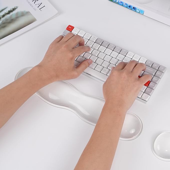 CASUCATTE Ergonomic Clear Gel Wrist Rest for Computer Keyboard - Non-Slip Crystal Gel Pad, Soft Comfortable Support, Washable, Office Gaming Wrist Pain Relief