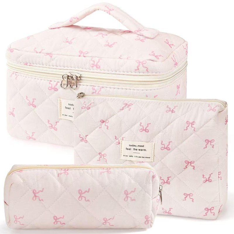 MZLUWM 3Pcs Makeup Bag Cute Cosmetic Bags for Women, Large Capacity Travel Quilted Makeup Bag Set,Cotton Floral Makeup Pouch, Coquette Puffy Toiletry Bag,Attractive Quilted Pouch (Pink bow)