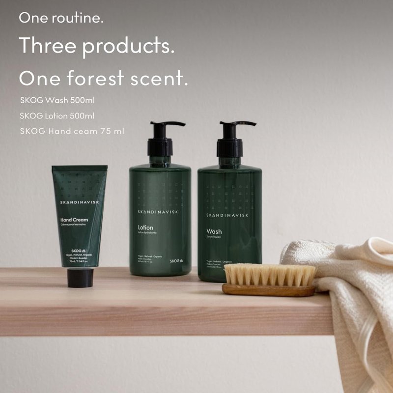 Skandinavisk Wash SKOG ‘Forest’ Scent notes: Pine needles and fir cones, birch sap and woodland lily of the valley, 16.91 fl. oz.