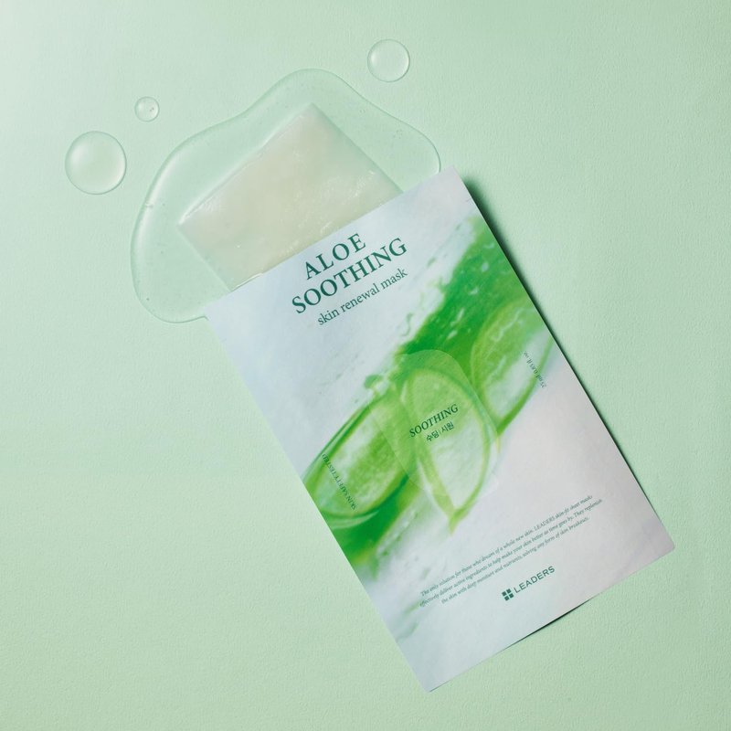 LEADERS Aloe Soothing Skin Renewal Mask – Calms Irritated Skin, Reduces Redness & Provides Deep Hydration – Gentle Formula for Sensitive Skin – Hydrating Face Mask with Aloe Vera – 10 Sheets