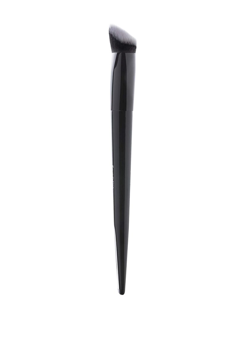 Masterclass Foundation Brush - Synthetic Angled Makeup Brush for Flawless Application | Professional Quality