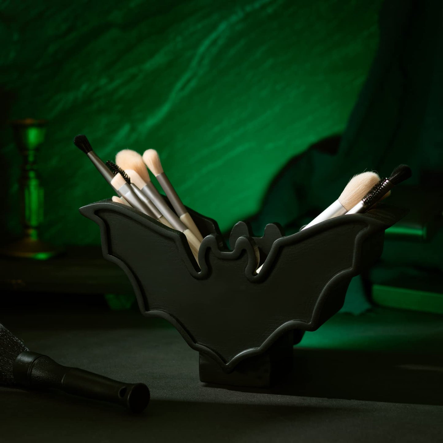 GUTE Bat Makeup Brush Holder - 7" L x 5" H - Vanity Desk & Office Organizer - Pen & Brush Holder, Goth Decor