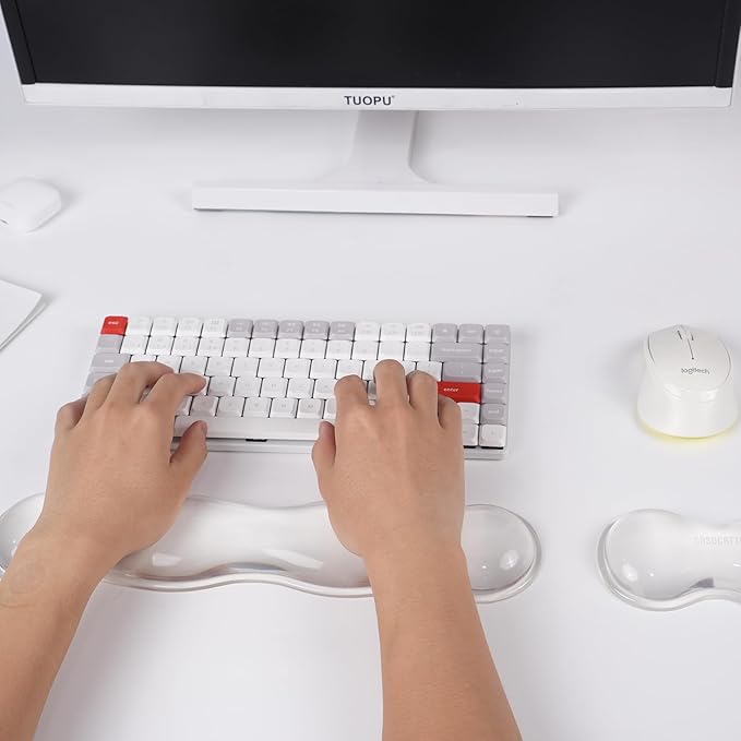 CASUCATTE Ergonomic Clear Gel Wrist Rest for Computer Keyboard - Non-Slip Crystal Gel Pad, Soft Comfortable Support, Washable, Office Gaming Wrist Pain Relief