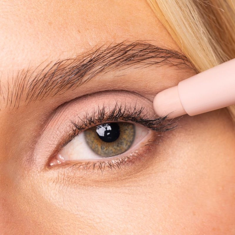 Waterproof Eyeshadow Stick - Long-Lasting, Smudge-Free Formula | Matte Rose with Blending Sponge