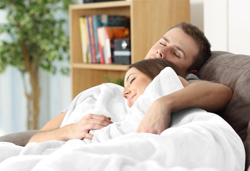 Utopia Bedding White 300GSM Fleece Blanket (Queen Size - 90x90 Inch) Luxury Soft Bed Blanket (Bulk Pack of 9)