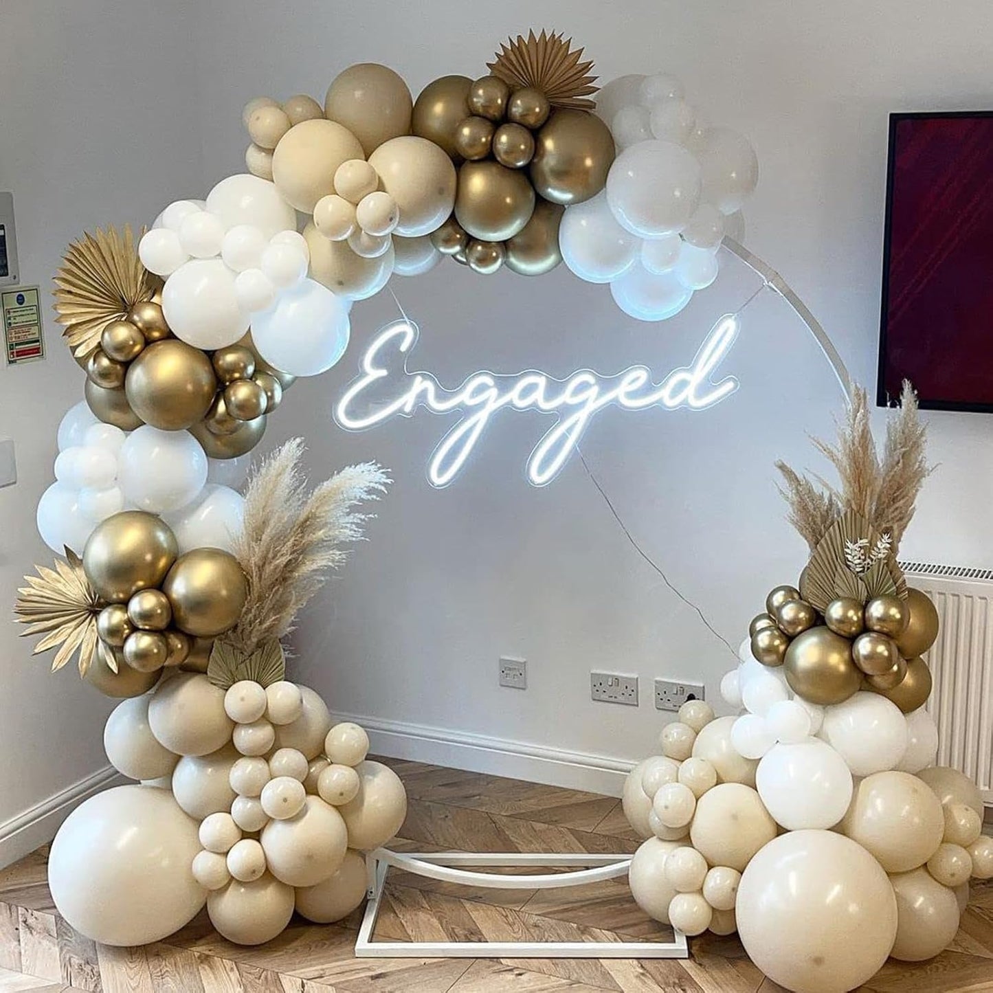 PartyWoo White Sand Balloons - 152-Piece Boho Balloon Arch Kit in Off White, Beige & Cream for Weddings, Baby Showers & Birthdays