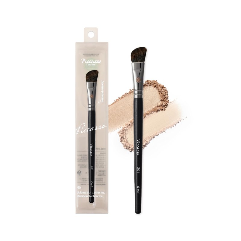 Piccasso 201 Nose Shading Brush – Soft Hair Makeup Brush for Nose Shaper and Face Makeup, Small Angled Brush for Precise Contouring and Blending, Korean Professional Beauty Tool for Daily Use