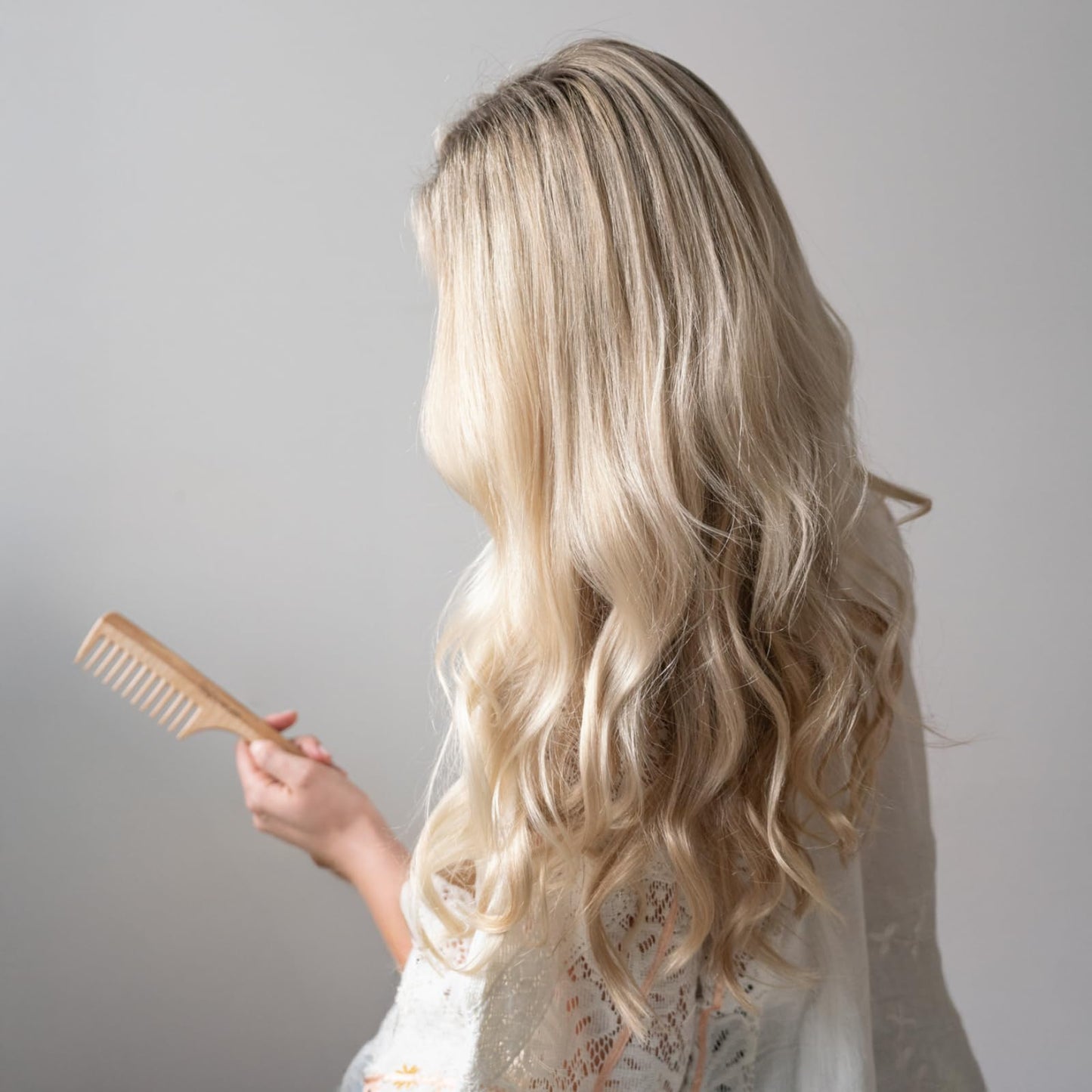 TEK | Wooden Hair Comb with Wide Tooth and Natural Ash Wood Handle, Ideal for Gently Detangling Normal, Wavy or Curly Hair Without Breakage | Allure Award-Winning | 20x4.5 cm | Handmade in Italy