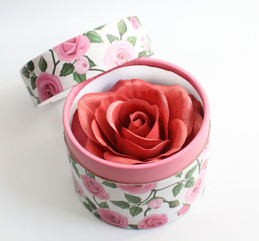 3D Rose-Shaped Cream Blush in Pink - Silky Smooth Finish, Buildable Glow, with Real Rose Scent | Hermoso Rubor en Forma de Rosa