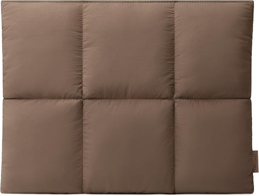 Comfyable Puffy Laptop Sleeve 15 16 Inch, Quilted Puffer Laptop Carrying Case for Women, Pillow Pouch Compatible for MacBook Air M5 & MacBook Pro M5 Pro/Max 2026, Mocha Brown