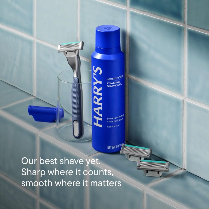 Harry's Plus Shaving Kit for Men - Premium Handle, 5 Razor Blade Cartridges, Foaming Shave Gel, and Travel Blade Cover - TSA Approved Travel Essentials - Advanced Pivoting System - Tide