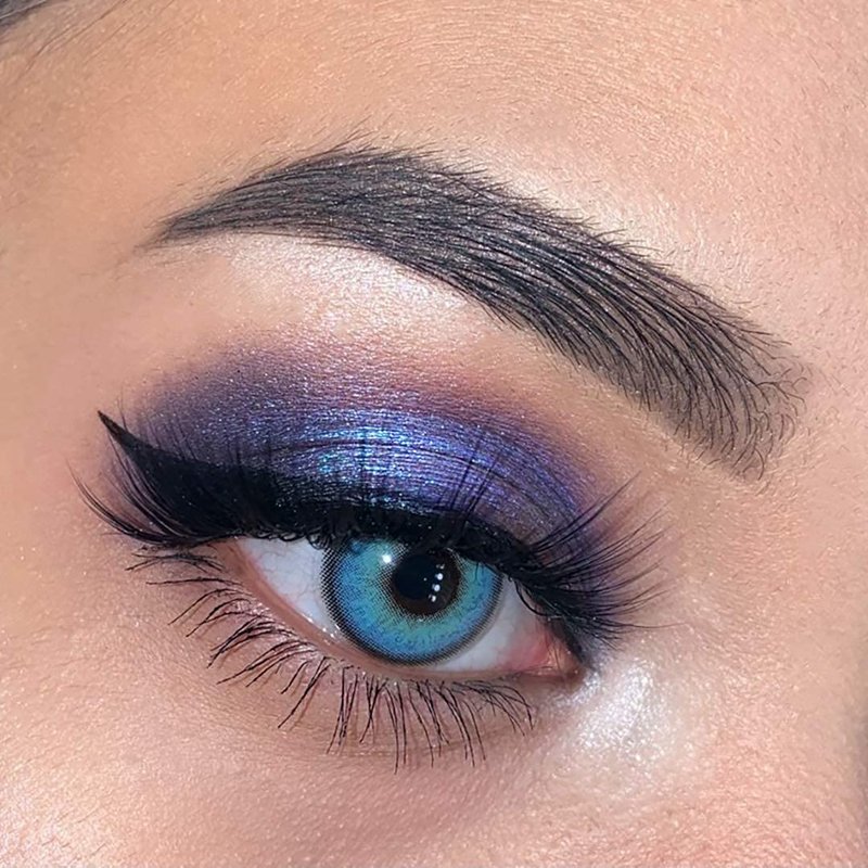 Concrete Minerals MultiChrome Eyeshadow, Intense Color Shifting, Longer-Lasting With No Creasing, 100% Vegan and Cruelty Free, Handmade in USA, 1.5 Grams Loose Mineral Powder (Voodoo Dolly)