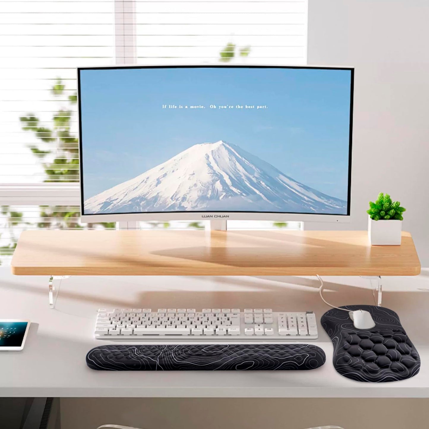 Mouse Pad Wrist Support, Laokiiy 2 in1 Keyboard Wrist Rest+ Ergonomic Mouse Pad, Non-Slip Wrist Rest for Computer Keyboard, Made Easy Typing & Relieve Wrist Pain(Black White)