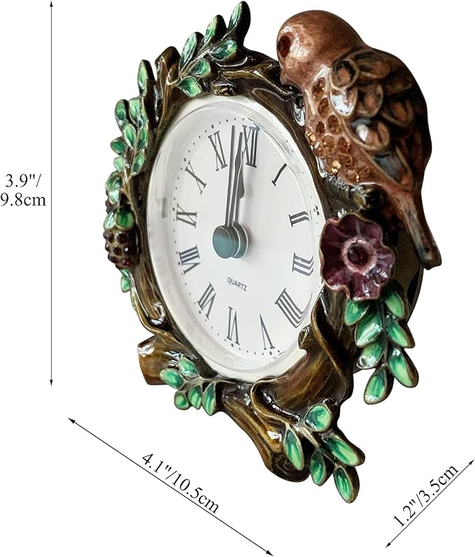 Pewery Decorative Mini Table Clock, Vintage Metal Silent Analog Quartz Battery Operated Table Top Clock for Living Room Decor Shelf