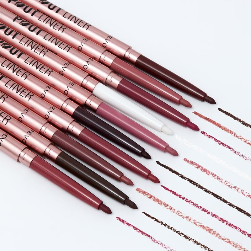 Revolution Beauty London, Pout Bomb Plumping Lip Liner, Long-Lasting Lip Shaper with Hyaluronic Acid & Vitamin E, Vegan & Cruelty-Free, Warm Peach Orange