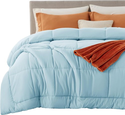 Bedsure Comforter Duvet Insert - All-Season Quilted Down Alternative Bedding, Cal King 96x102", Light Spa Blue