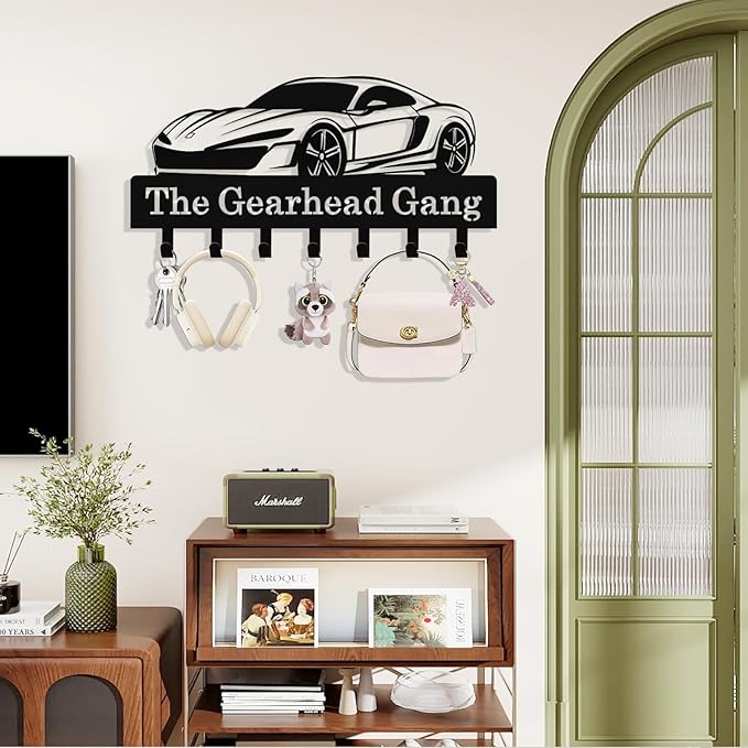 Syneiro Personalized Car Key Holder Wall Mount, Custom Metal Key Rack Key Holder with Name, Deer Cabin Wall Keys Hanger with Hooks for Entryway, Front Door, Hallway, Kitchen, Living Room