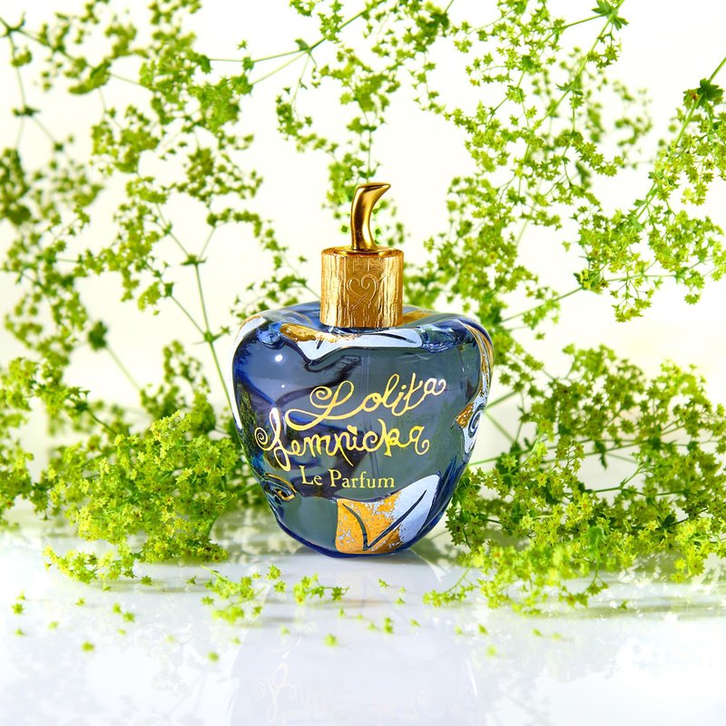 Lolita Lempicka Le Parfum Eau De Parfum Spray for Women - Notes of Licorice, Violet, & Anise - Ideal for Daily Wear and Special Events - Travel Size .50 Oz