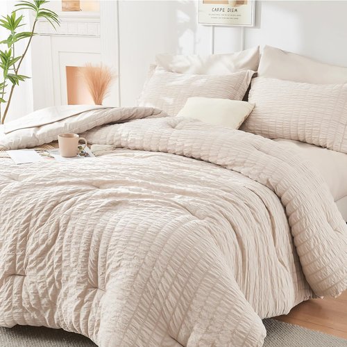 HYMOKEGE King Comforter Set - Beige Oversized 7-Piece Seersucker Luxury Bedding | All-Season Comforter, Sheets & Pillowcases