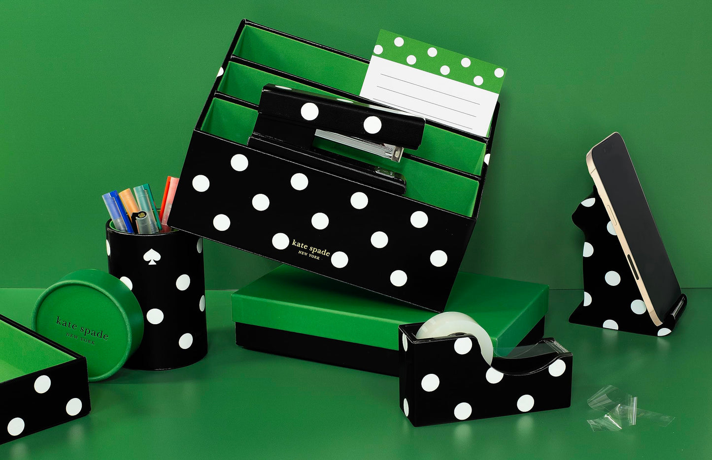 kate spade new york Acrylic Cell Phone Stand, Novelty Phone Holder for Desk, Black Cat (Picture Dot)