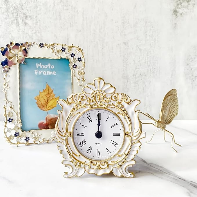 Pewery Decorative Mini Table Clock, Vintage Metal Silent Analog Quartz Battery Operated Table Top Clock for Living Room Decor Shelf