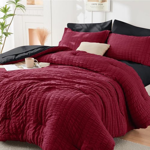 HYMOKEGE Queen Comforter Set - Red & Black Seersucker 7-Piece Luxury Bedding Set | All-Season Comfort