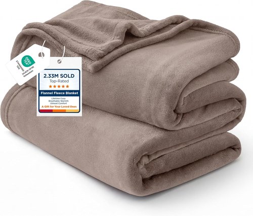 Bedsure GentleSoft Fleece Throw Blanket - Lightweight Plush Cozy Blanket for Couch, Mocha Brown, 50x60 Inches