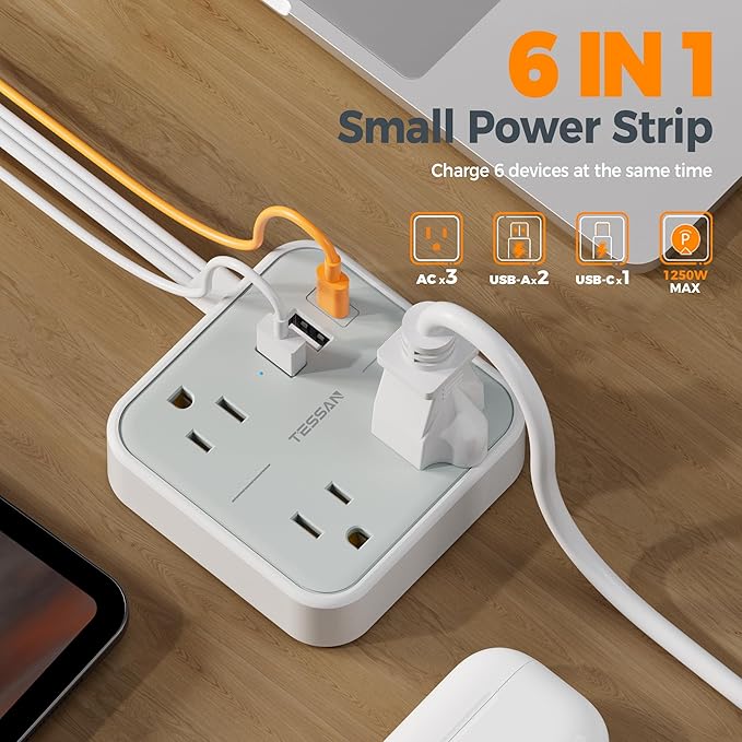 TESSAN Ultra Thin Flat Ring Plug Extension Cord 5 FT, Slim Travel Power Strip with USB Ports (1 USB C), Non Surge Protector Flat Plug Wall Charger with 3 Outlets for Office, Alaska Cruise Essentials