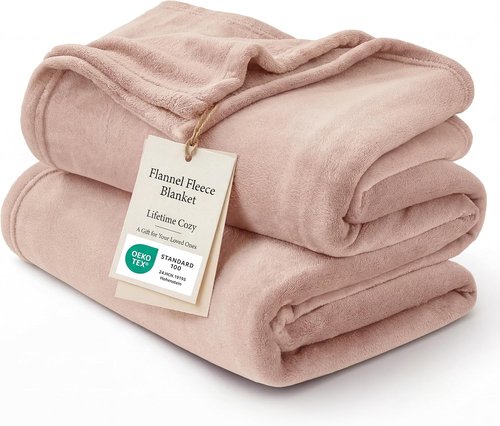Bedsure GentleSoft Fleece Blanket - Lightweight Plush Cozy Twin Size Dusty Pink, 60x80 Inches
