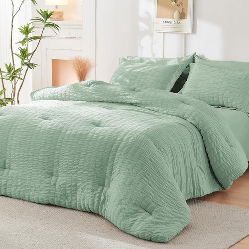 HYMOKEGE Sage Green King Size Comforter Set Seersucker 7 Pieces, All Season Luxury Bed in a Bag for Bedroom, Bedding Set with Comforters, Sheets, Pillowcases & Shams