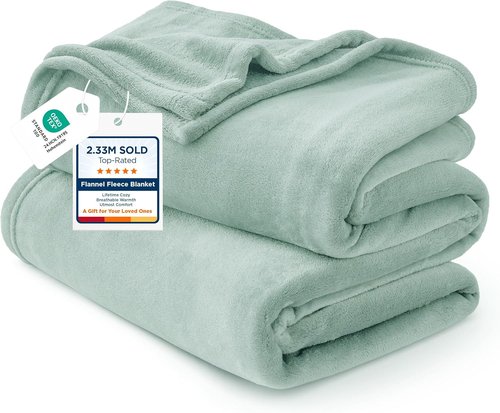 Bedsure GentleSoft Fleece Throw Blanket - XL Sage Green 300GSM Plush & Lightweight for Cozy Comfort 50x70 Inches