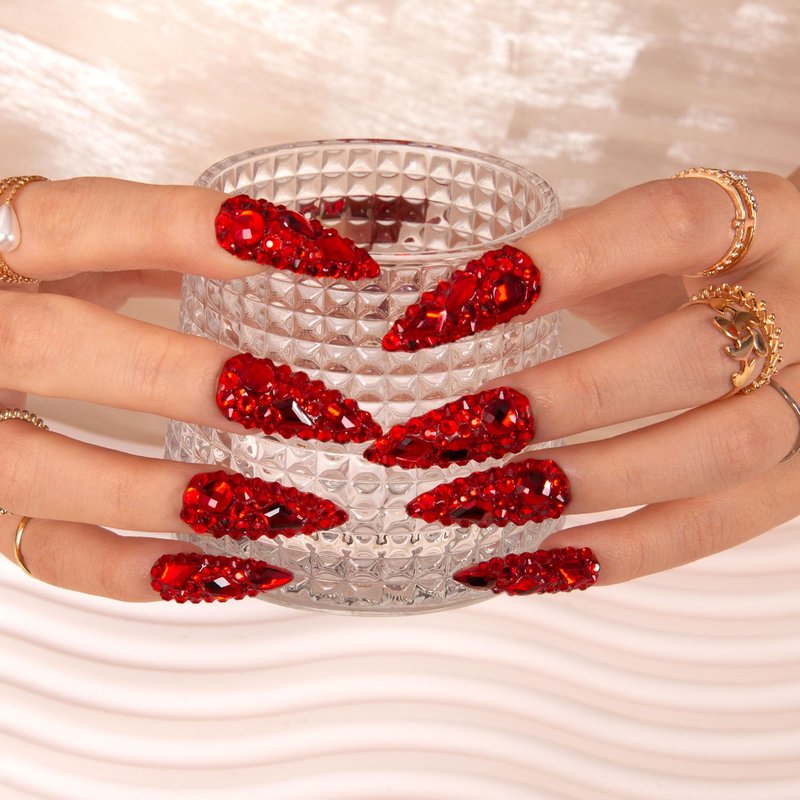 LOVFUL Press on Nails FROZEN | Handmade with Full Covered Crystals | Reusable Full Cover Nails | Stiletto Classic Regular 1.3 in | H319-L