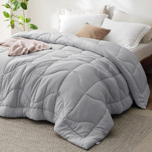 Bedsure Queen Comforter - Ultra-Soft Quilted Down Alternative Duvet Insert | Light Grey, 88x88 In